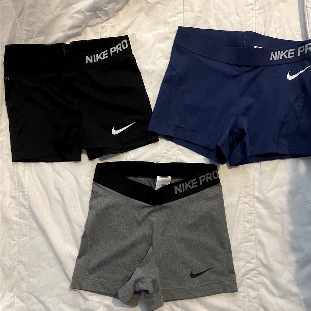 Nike gym shorts set of 3